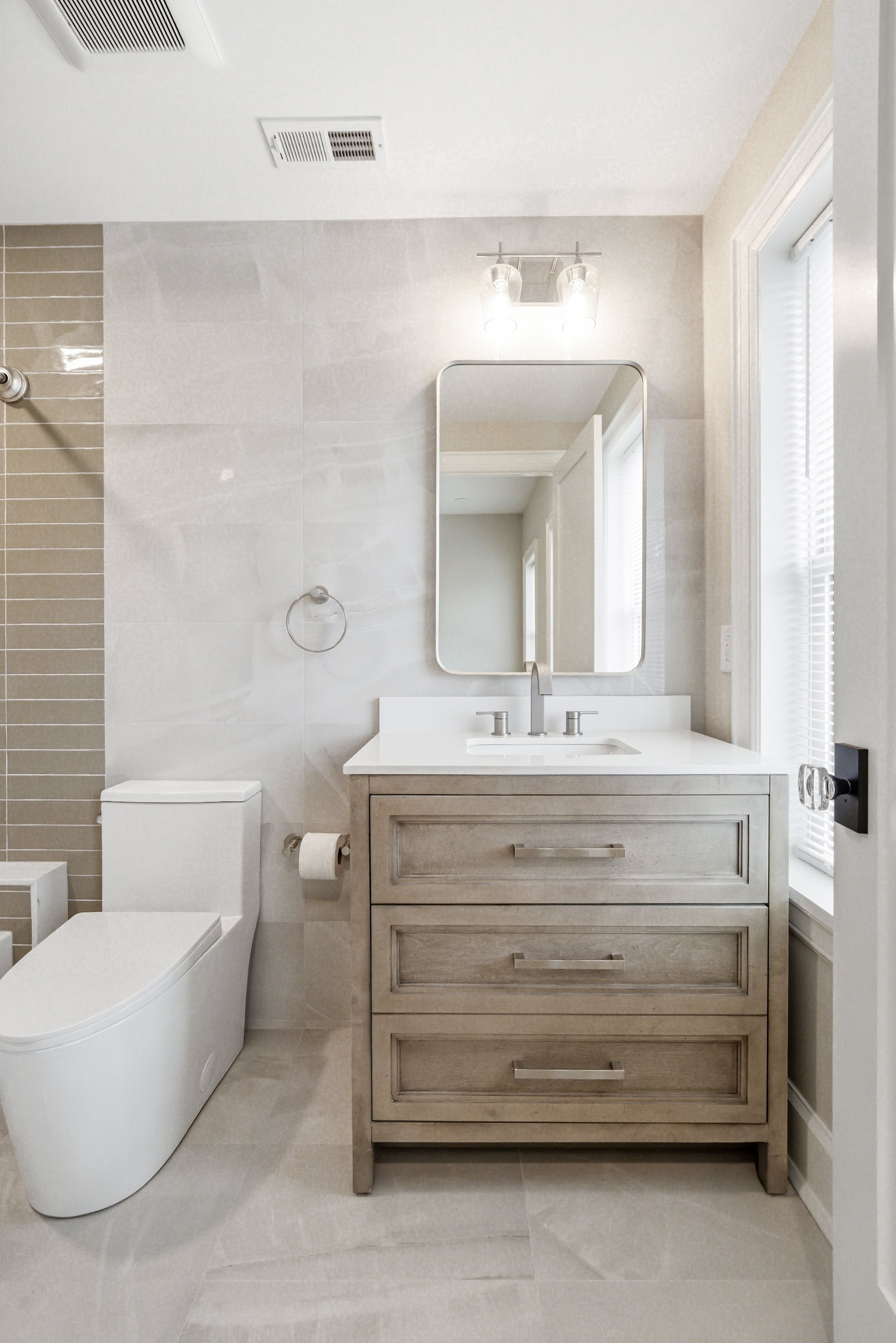 108 Primary Bath Staged